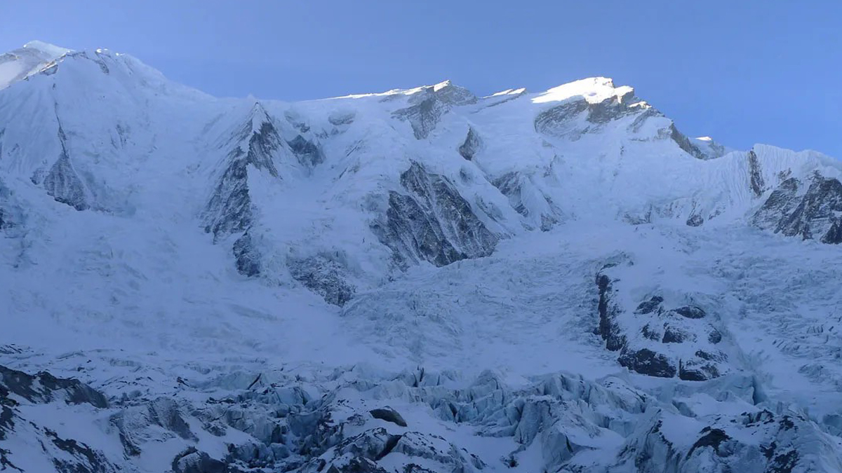 अन्नपूर्ण हिमालमा भारतीय आरोही बेपत्ता