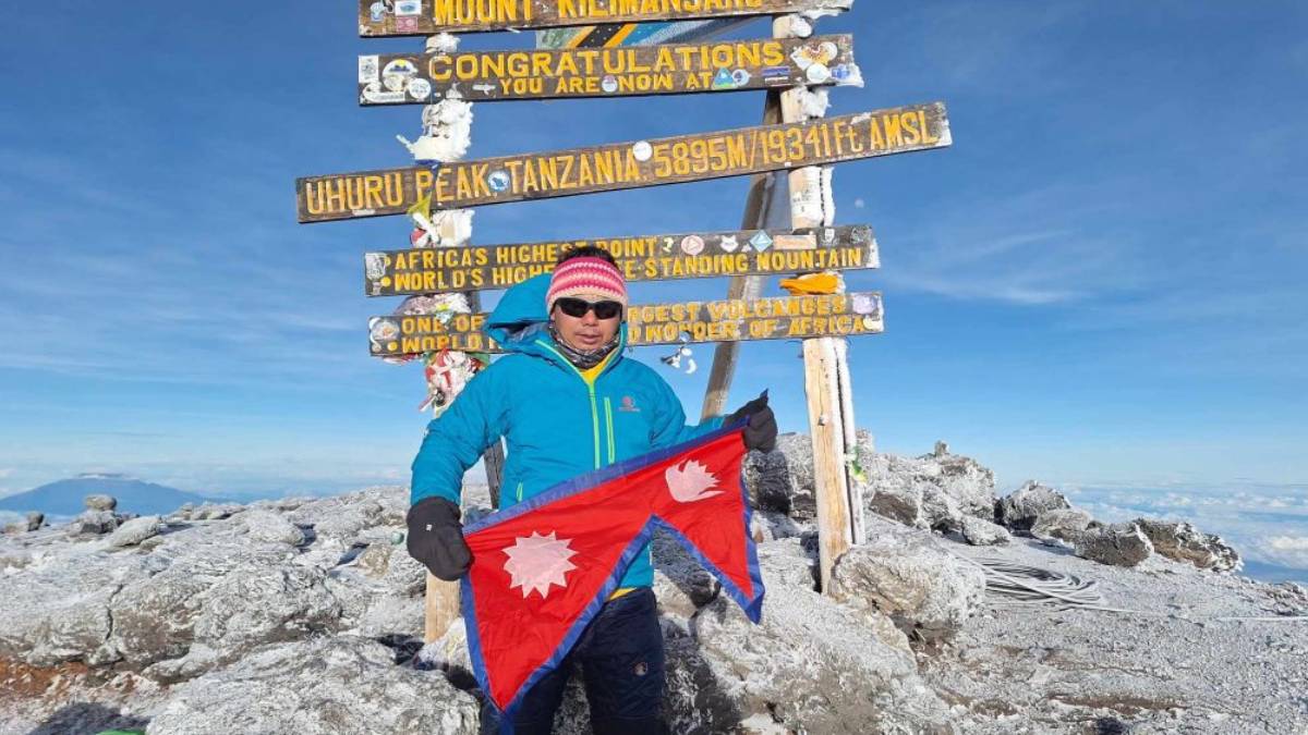 नेपाली युवकले गरे अफ्रिकाको सर्वोच्च शिखर किलिमञ्जारोको सफल आरोहण