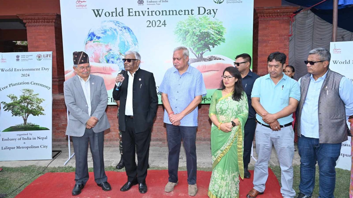 वातावरण दिवसमा भारतीय दूतावासको वृक्षरोपण