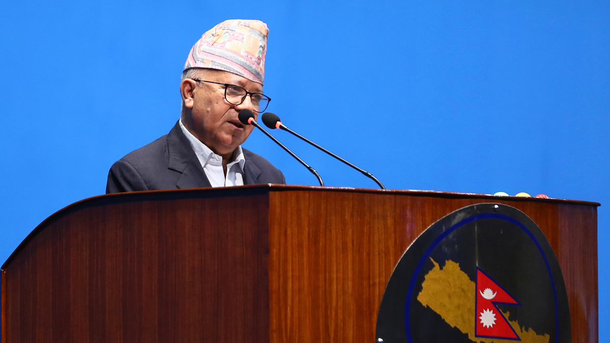 लोकतन्त्रलाई सुदृढ बनाएर लैजान संकल्प गरौं : अध्यक्ष नेपाल