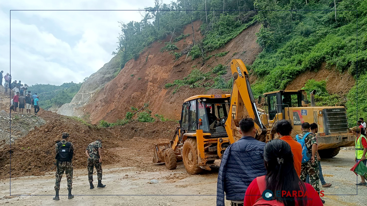 पृथ्वी राजमार्ग सात घण्टापछि खुल्यो