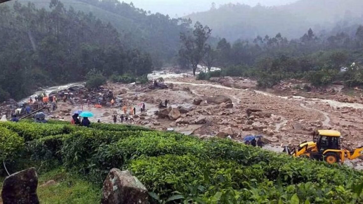 केरलको पहिरोमा परी मृत्यु हुनेकाे संख्या दुई सय नजिक, साेभन्दा धेरै बेपत्ता