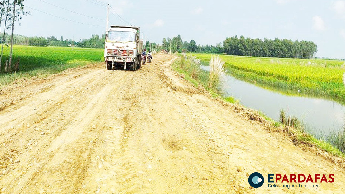 परसपुर–गौघाट सडक कालोपत्र : दुईवर्षमा २० प्रतिशत काम