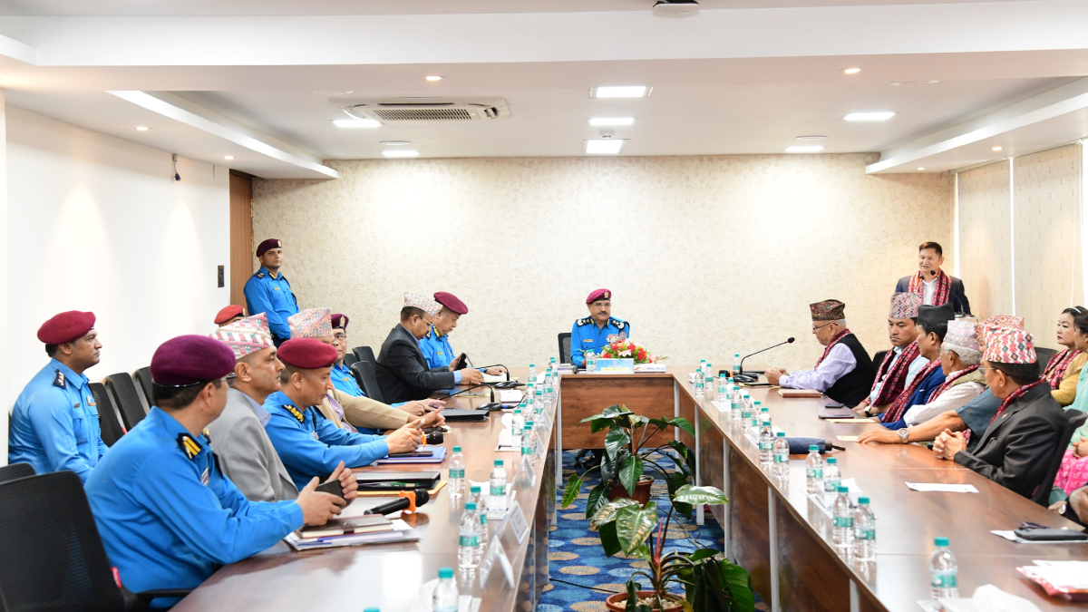 साहित्य, कला र संस्कृतिको संरक्षणमा प्रहरी सर्जक तथा कलाकारहरूको भूमिका प्रशंसनीय : महानिरीक्षक कुँवर