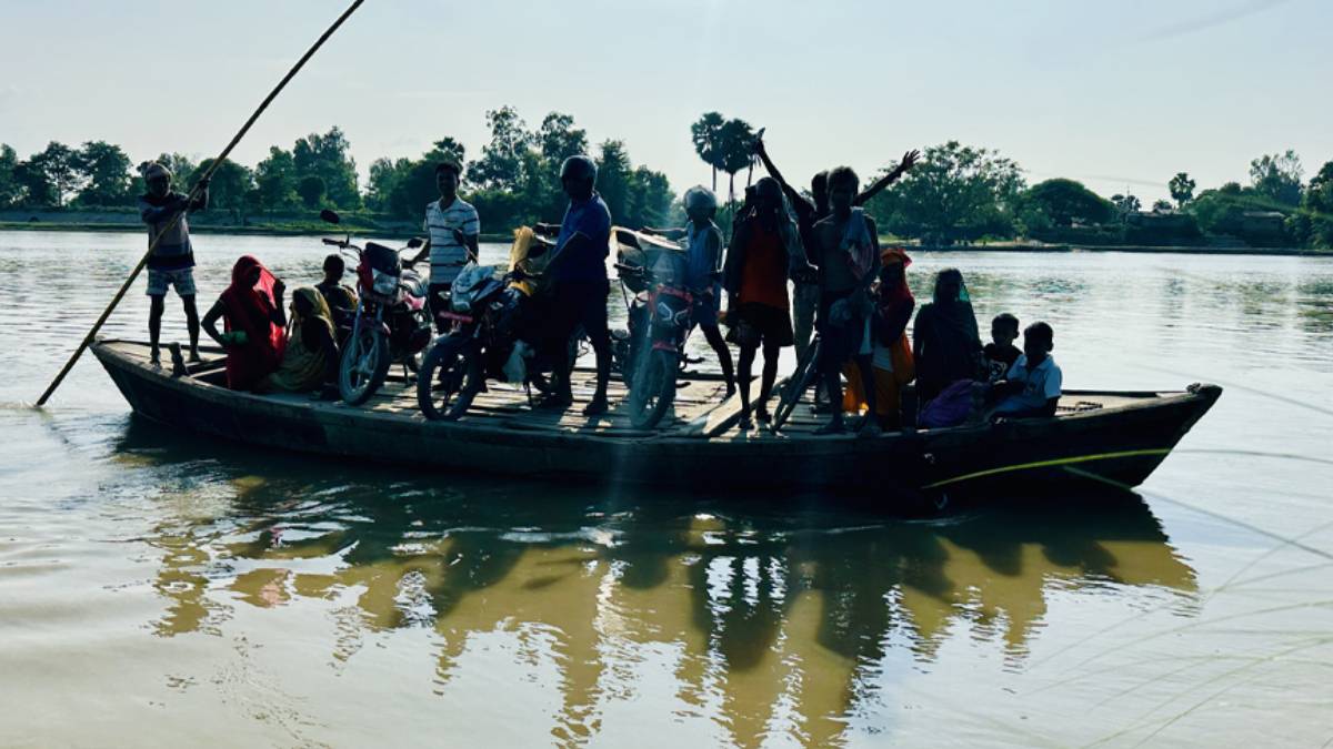 अझै डुङ्गाकै सहारा