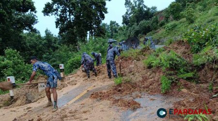 देशभरका यी राजमार्गमा पहिरो, आवागमन ठप्प