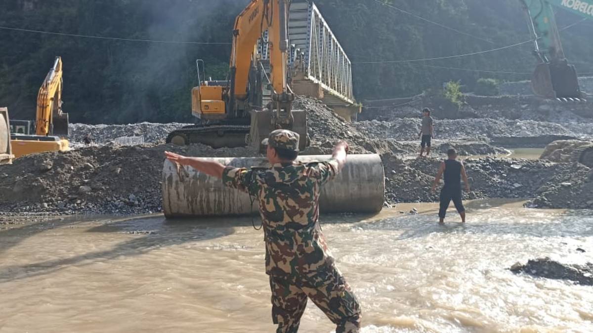 अवरुद्ध कान्तिलोकपथ मार्ग सुचारु