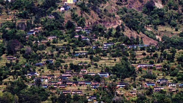 बसाइँसराइले गाउँ रित्तिने चिन्ता