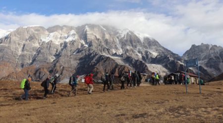 सूर्योदय र सूर्यास्त अवलोकनको आकर्षक गन्तव्य बन्दै कोरीडाँडा